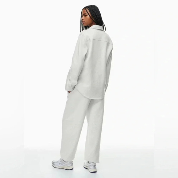 Aritzia Sweatfleece Cozy Fleece Boyfriend Shirt | Size  XS Brown - Picture 6 of 13